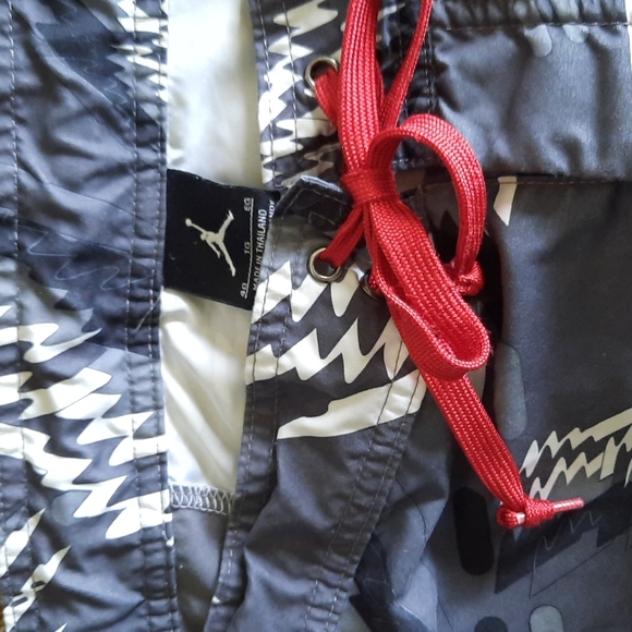 Nike Jordan board Shorts swim Trunks 40 Excellent Condition - Picture 4 of 5